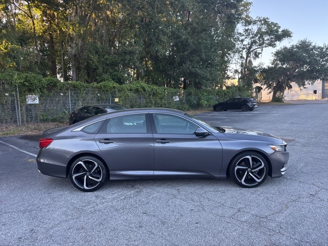 2020 Honda Accord Sport photo 2