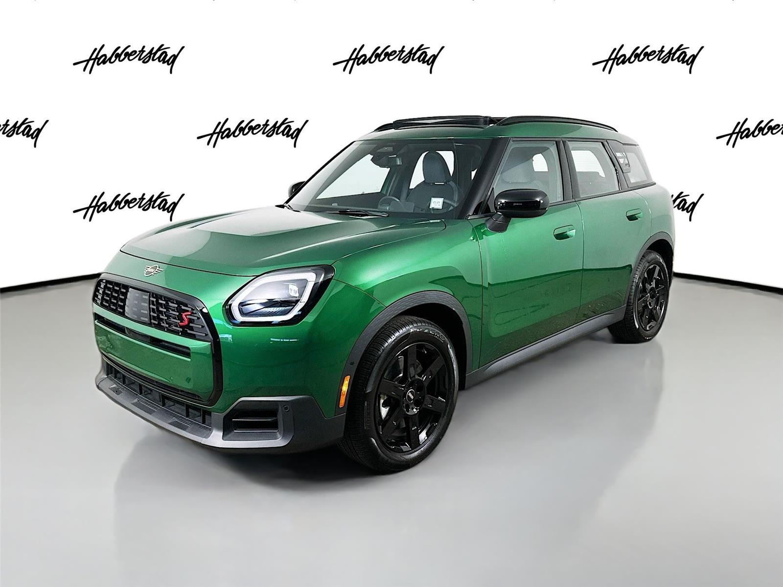 2025 MINI Countryman S's photo