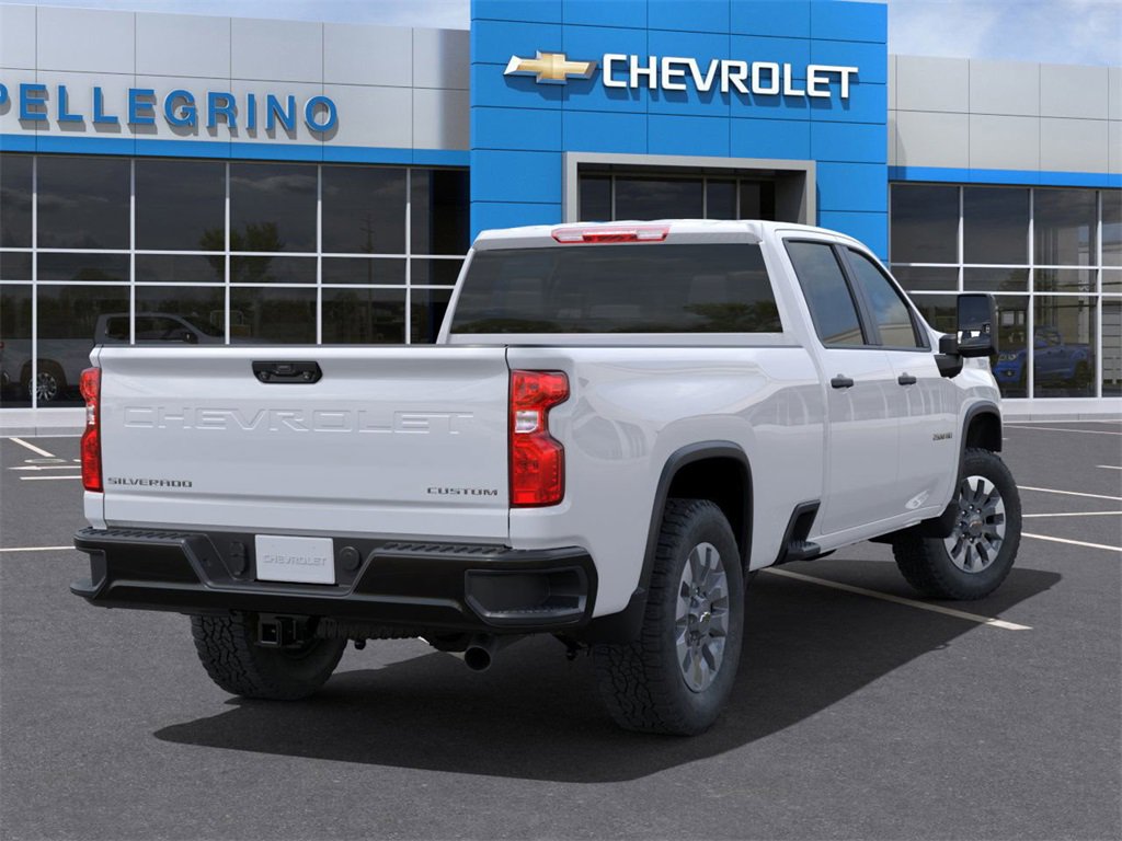 2025 Chevrolet Silverado 2500HD Custom photo 4