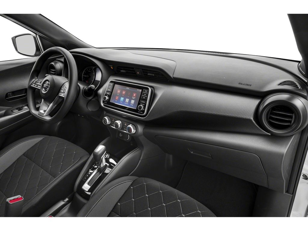 2020 Nissan Kicks S photo 15