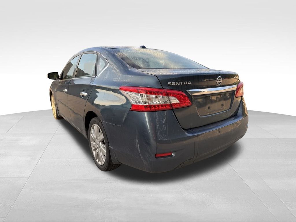 2015 Nissan Sentra SL photo 5