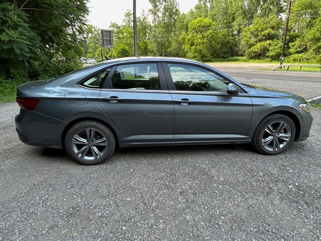 2024 Volkswagen Jetta 1.5T SE photo 9