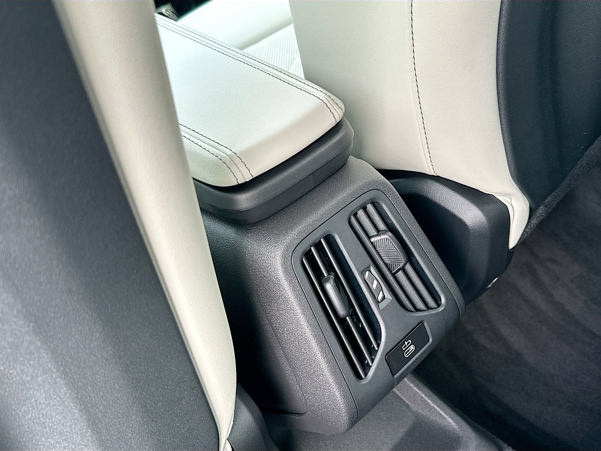 2026 Bmw X1 XDrive28i photo 21