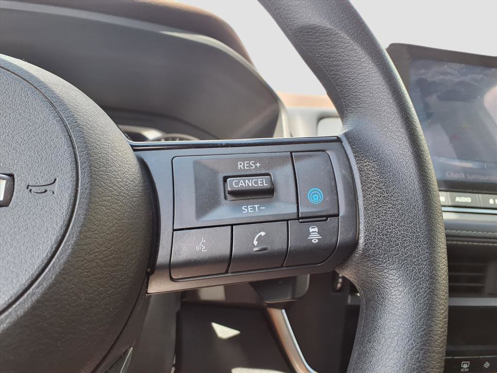 2023 Nissan Rogue SV photo 19