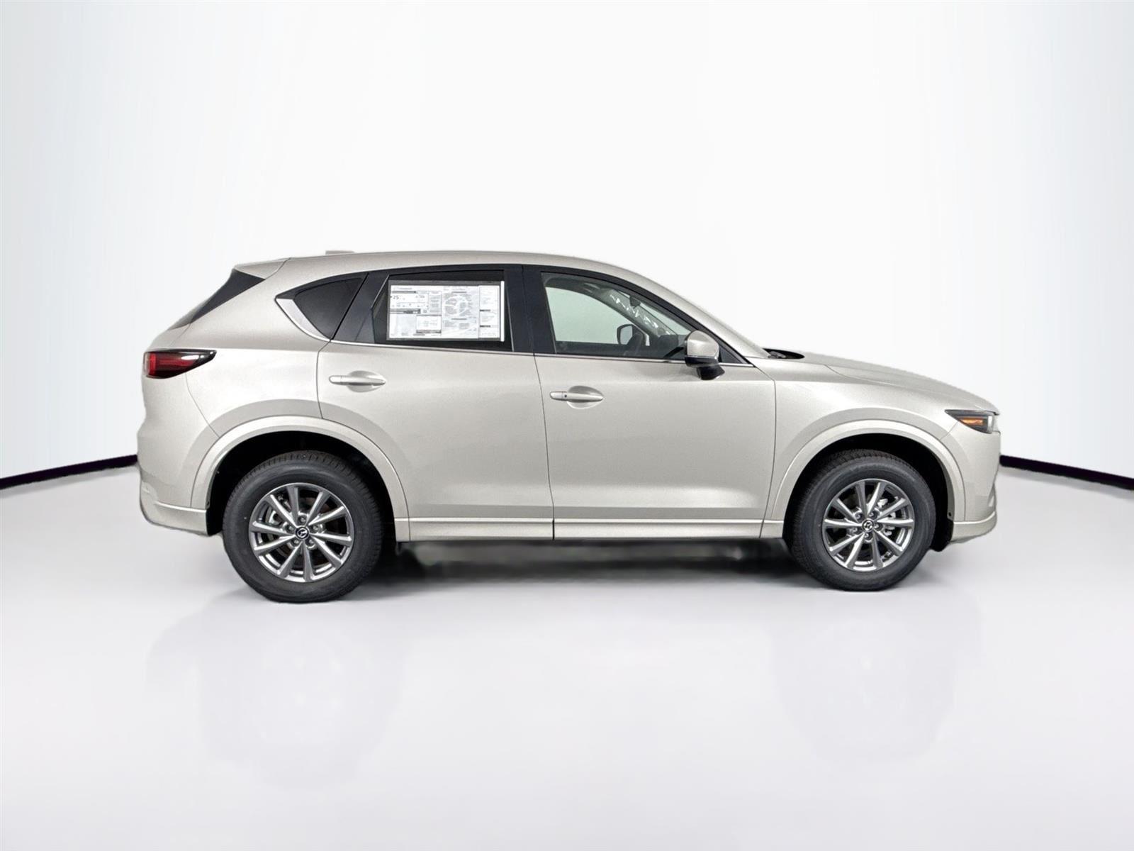 2025 Mazda CX-5 2.5 Select photo 3