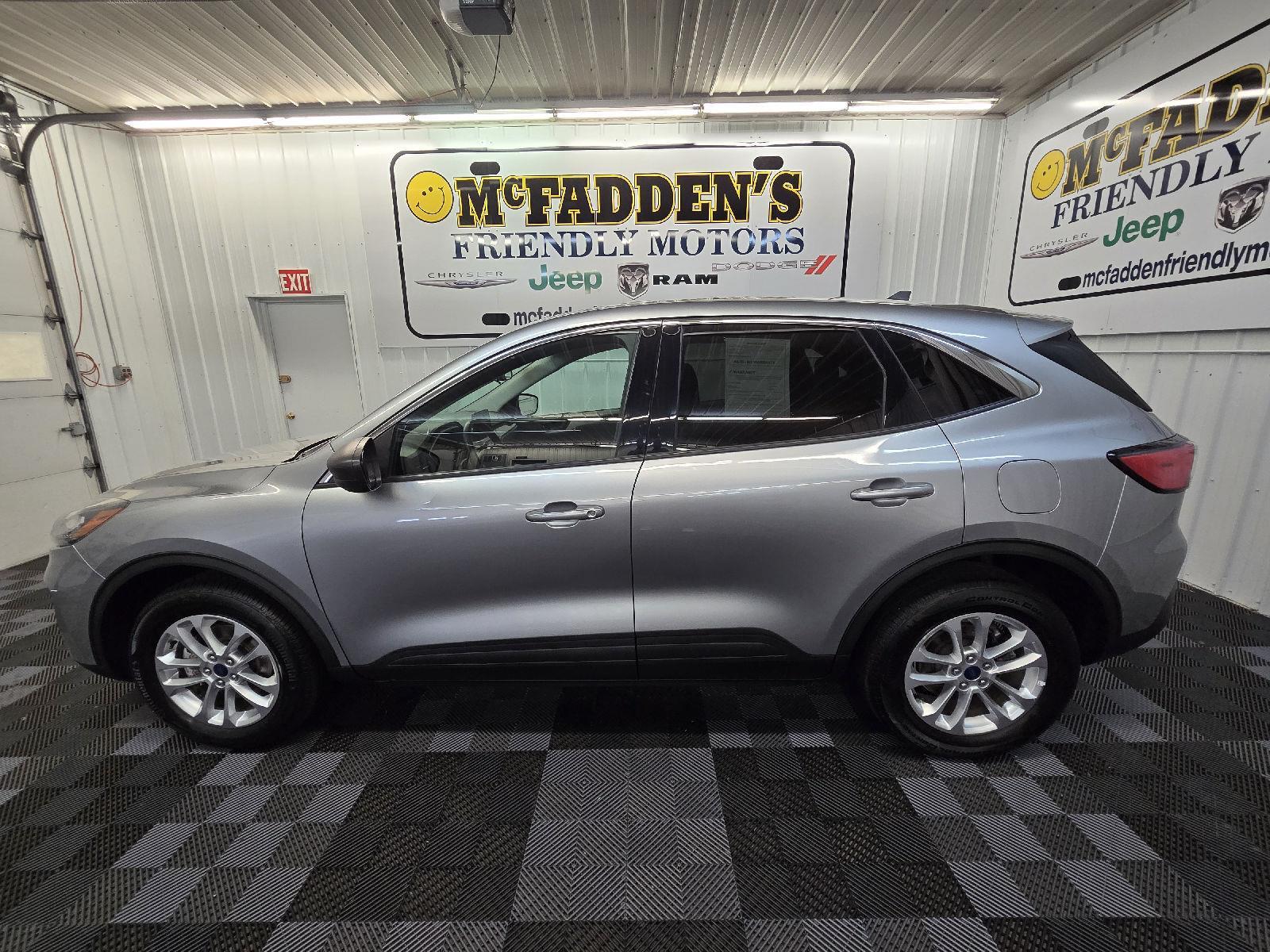 2022 Ford Escape SE photo 9