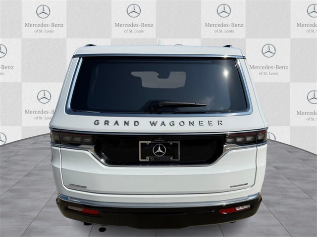 2023 Jeep Grand Wagoneer III photo 6