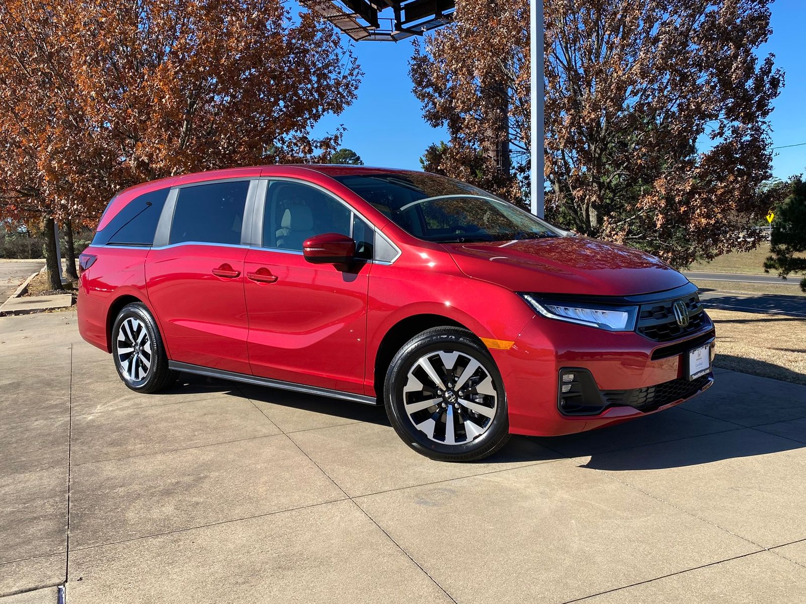 2025 Honda Odyssey EX-L's photo