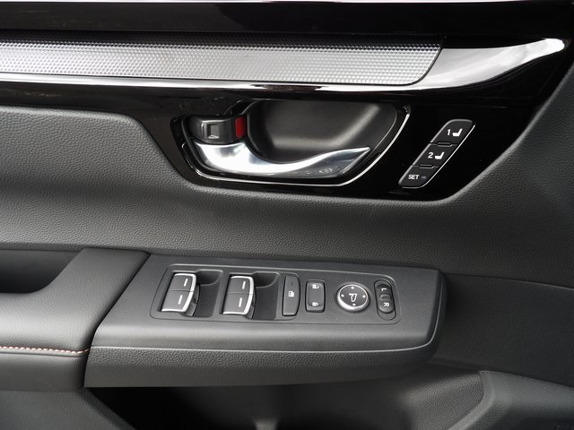 2026 Honda CR-V Hybrid Sport Touring photo 18