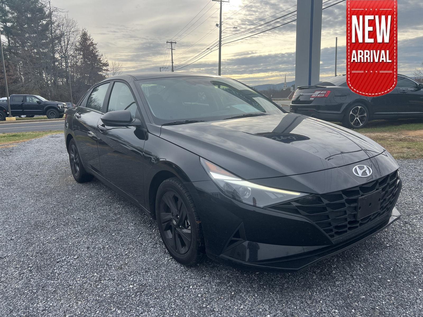 2023 Hyundai Elantra Blue