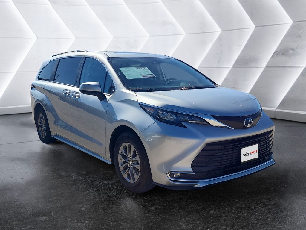 2024 Toyota Sienna