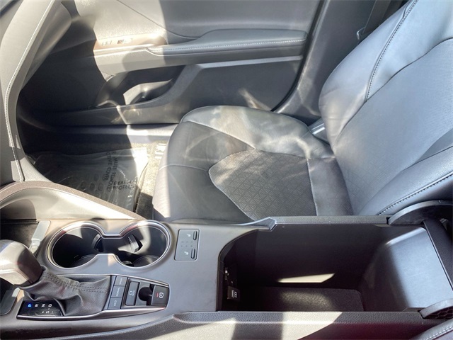 2022 Toyota Camry XSE photo 11