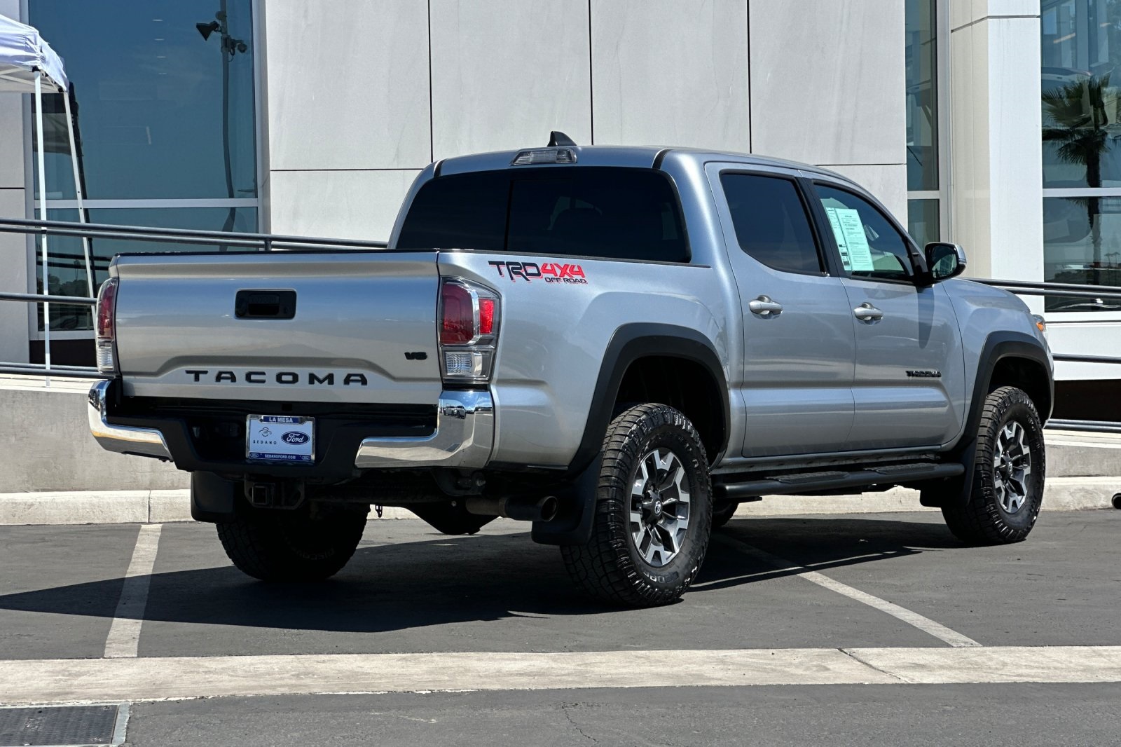 2022 Toyota Tacoma TRD Off-Road V6 photo 3