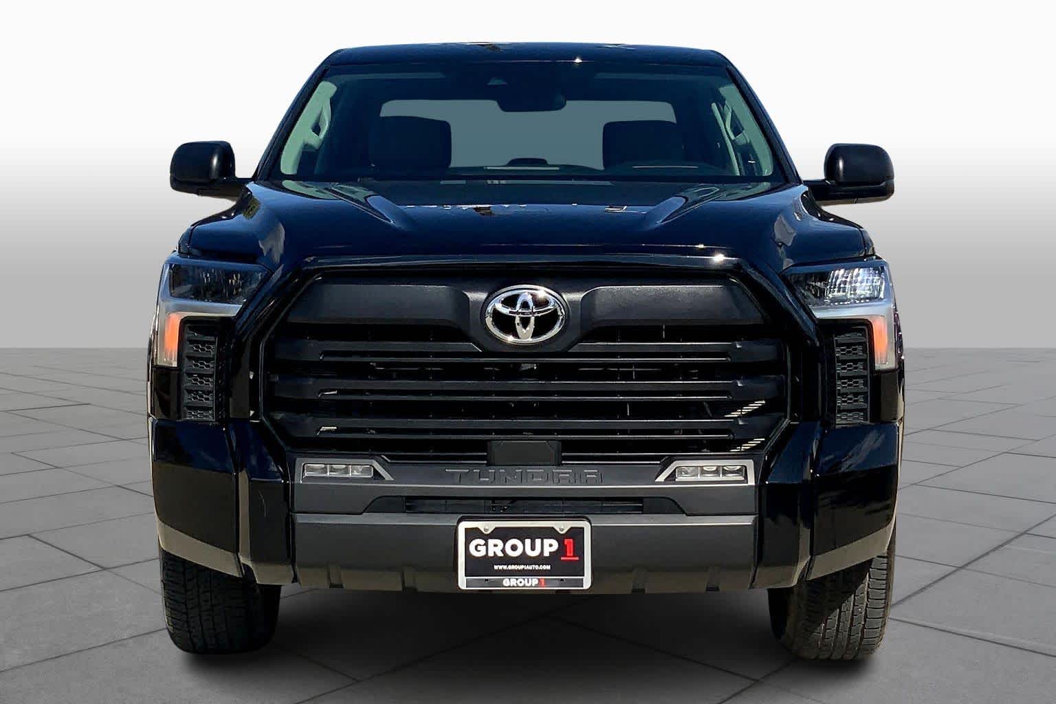 2024 Toyota Tundra SR5 photo 3