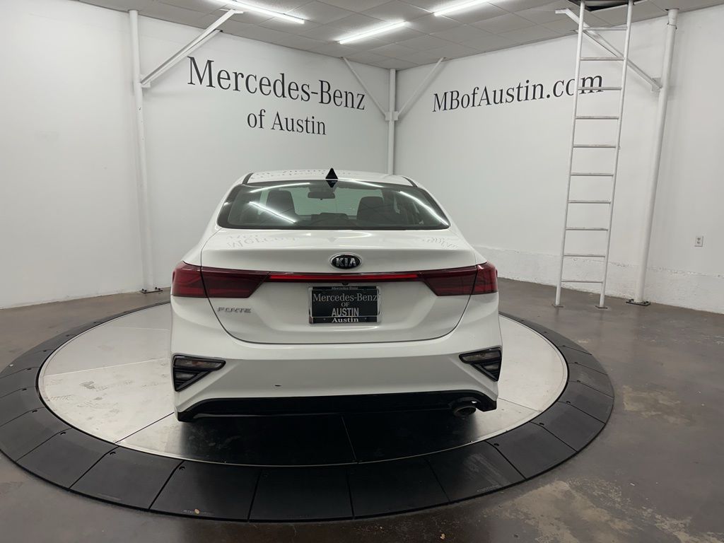 2019 Kia Forte FE LXS photo 4