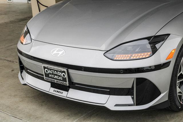 New 2025 Curated Silver Hyundai SEL image 33