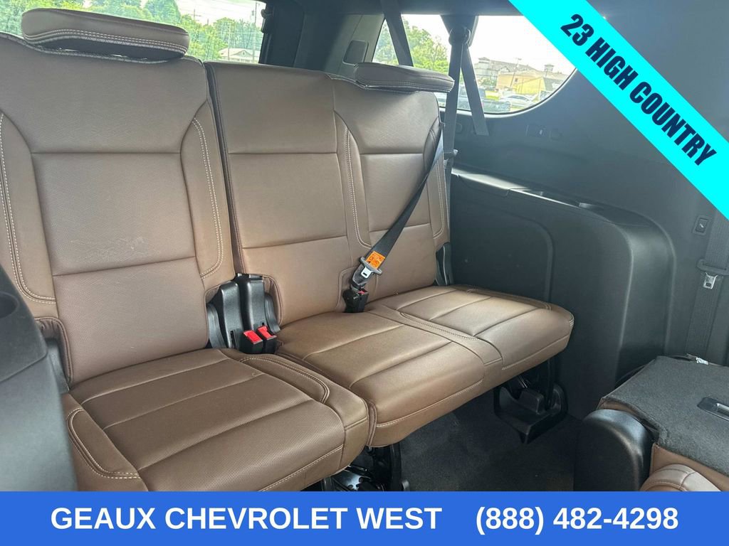 2023 Chevrolet Suburban High Country photo 14
