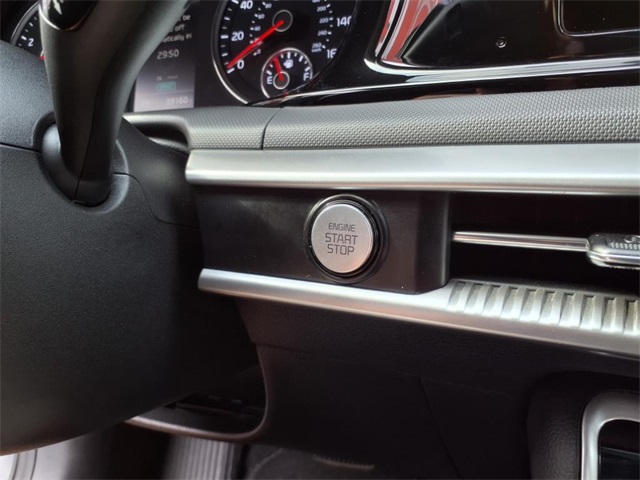 2022 Kia K5 GT-Line photo 16