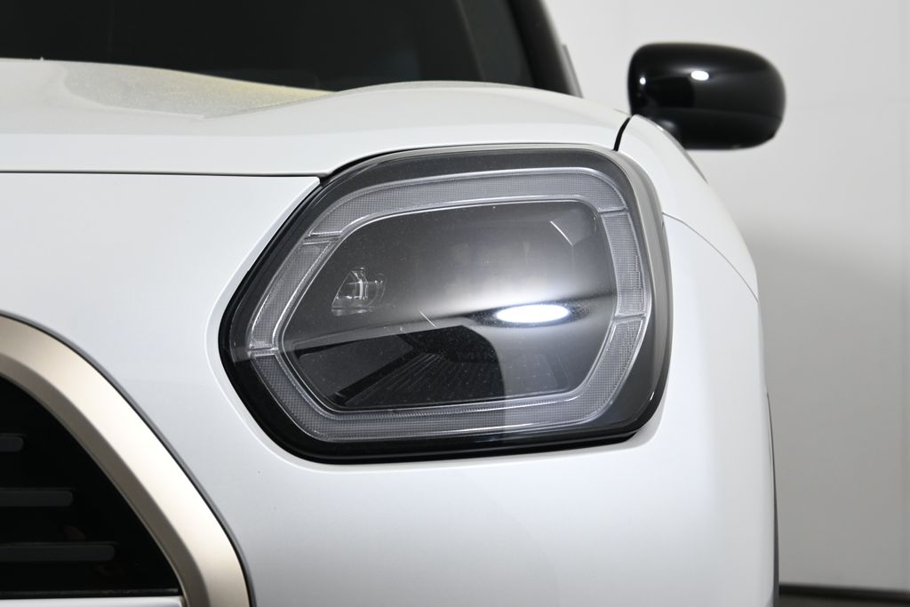 2025 Mini Countryman S ALL4 photo 9