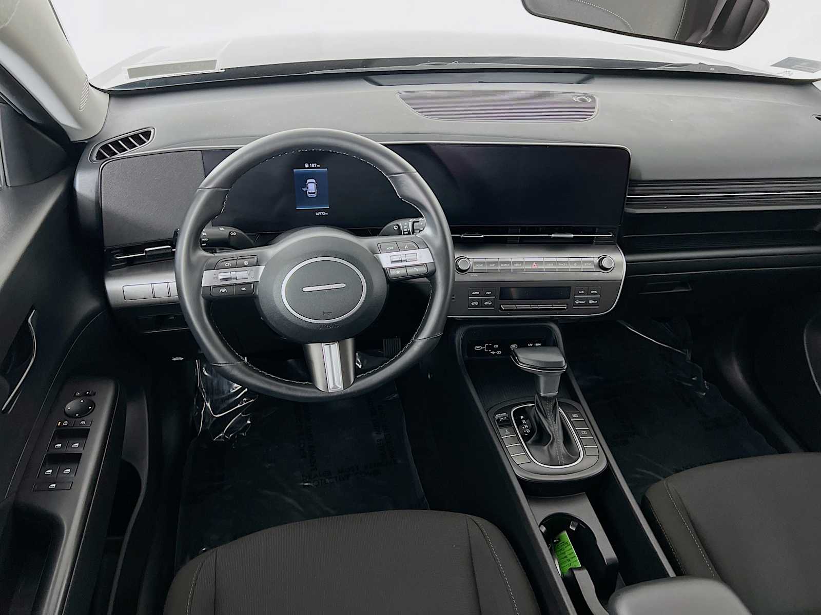 2024 Hyundai Kona SEL photo 20