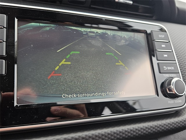 2025 Nissan Kicks Play S photo 17