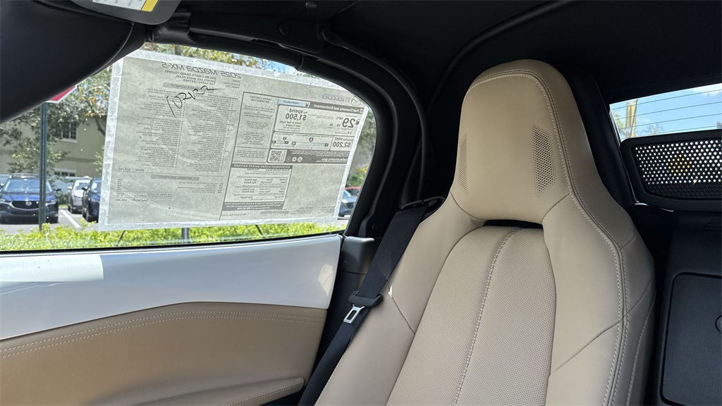 2025 Mazda MX-5 Miata Miata Grand Touring photo 15