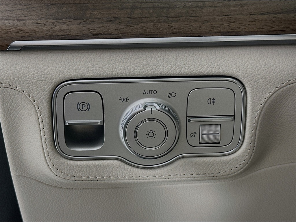 2026 Mercedes Benz GLE 450 4MATIC photo 10