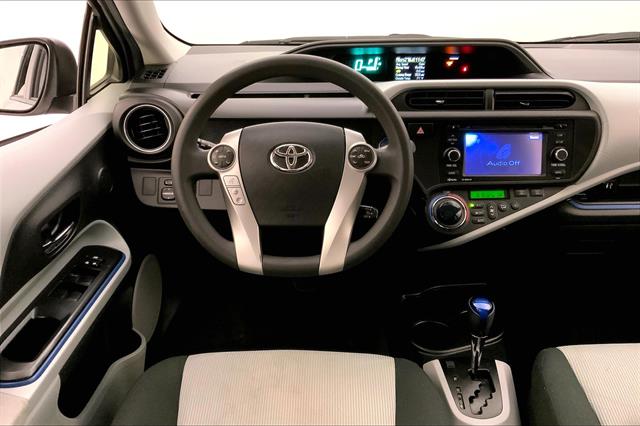 2012 Toyota Prius C One photo 4