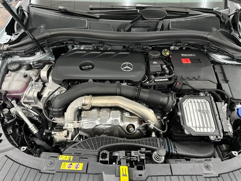 2025 Mercedes Benz GLA 250 photo 14