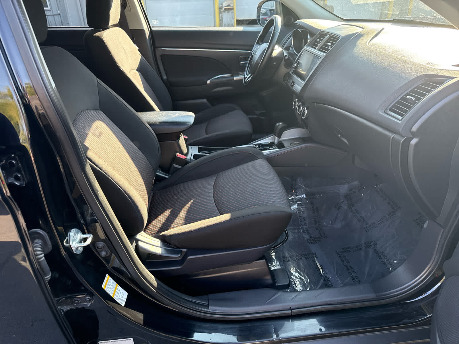 2019 Mitsubishi Outlander Sport SE photo 10