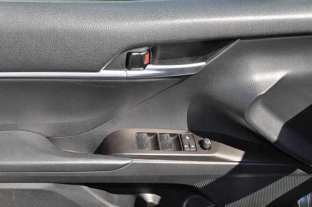 2023 Toyota Camry SE photo 12