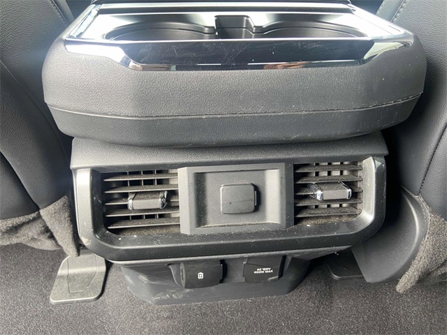 2023 Ford F-150 XLT photo 11