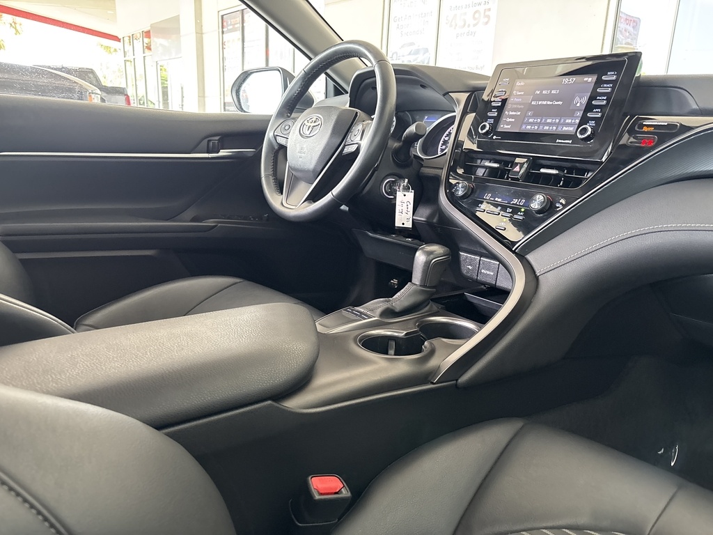 2023 Toyota Camry SE photo 22