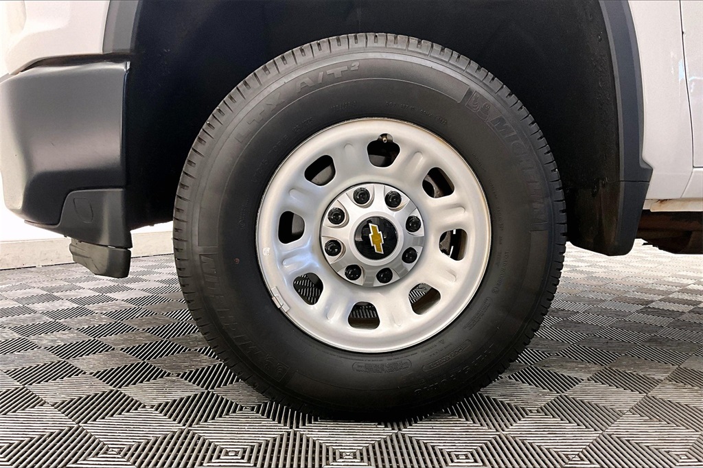 2023 Chevrolet Silverado 2500HD Work Truck photo 8