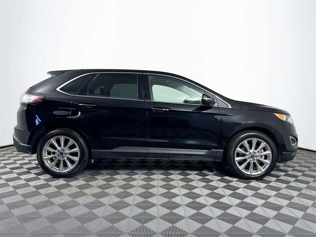 2018 Ford Edge Titanium photo 4