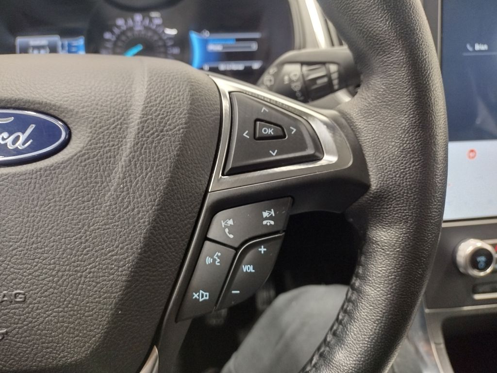 2022 Ford Edge Titanium photo 20