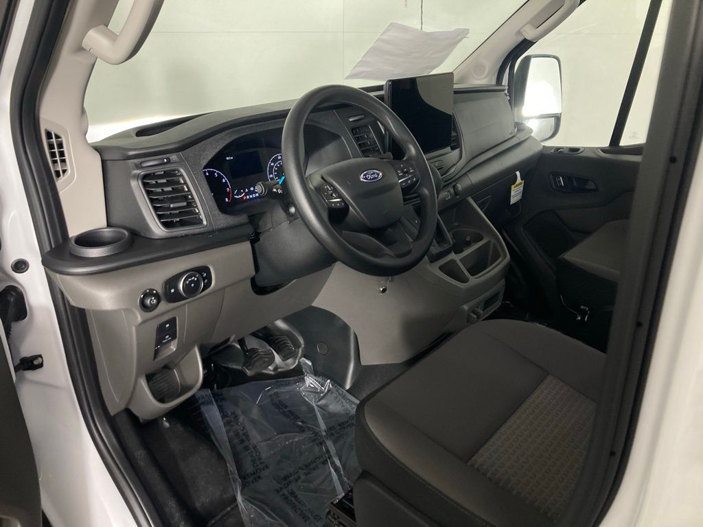 2025 Ford Transit photo 2