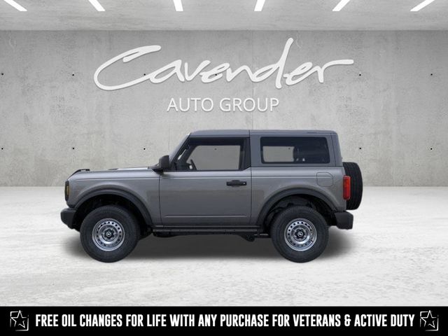 2025 Ford Bronco Base photo 3