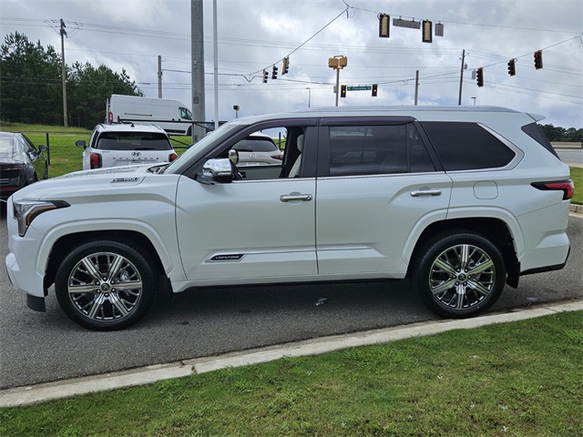 2024 Toyota Sequoia Capstone photo 4