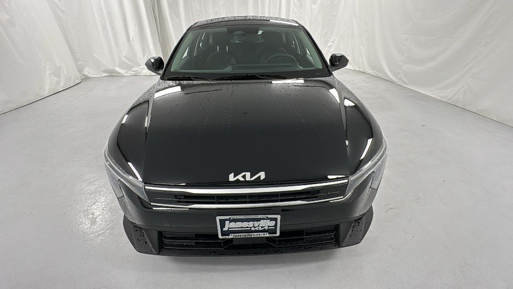 2025 Kia K4 LXS photo 8