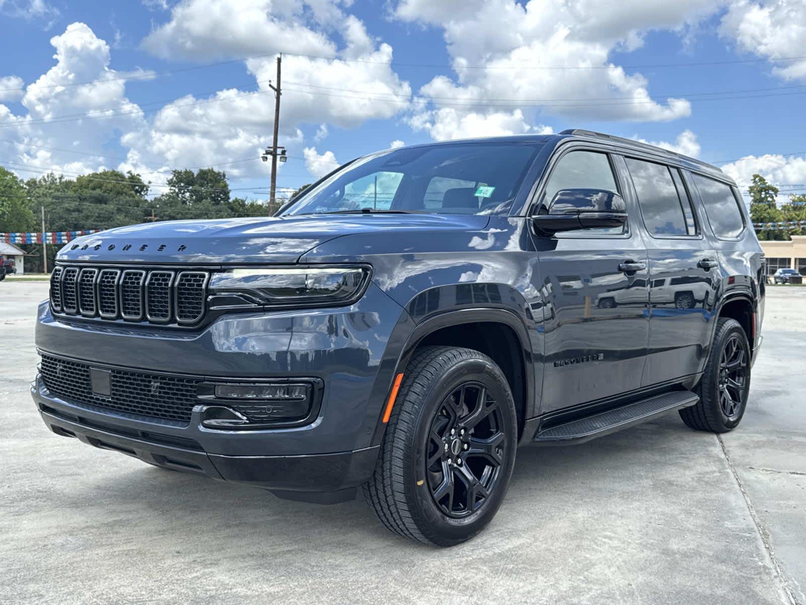 2025 Jeep Wagoneer Series II Carbide photo 2