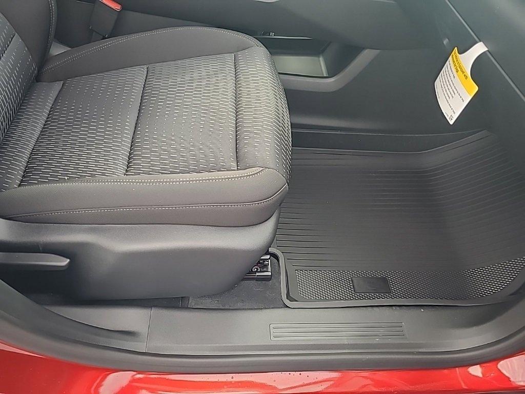 2026 Chevrolet Equinox LT photo 23