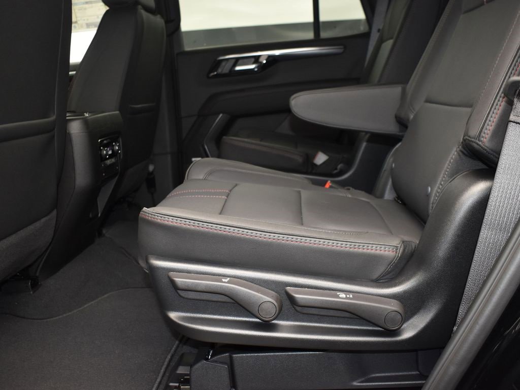2026 Chevrolet Tahoe RST photo 14