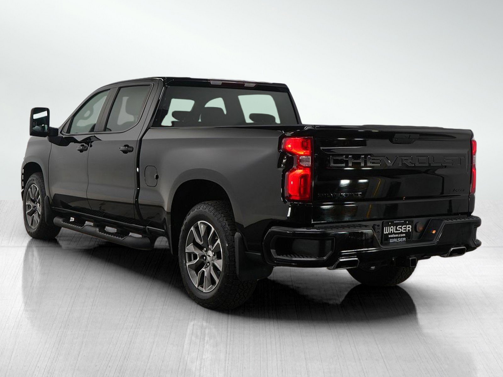 2021 Chevrolet Silverado 1500 RST photo 3