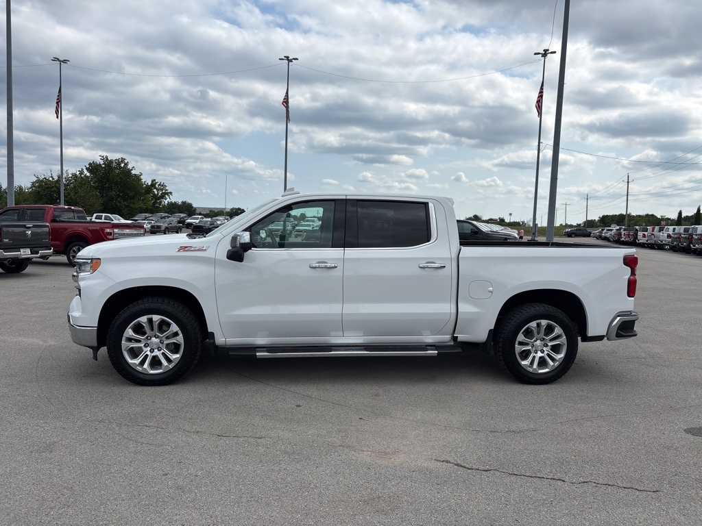 2023 Chevrolet Silverado 1500 LTZ photo 8