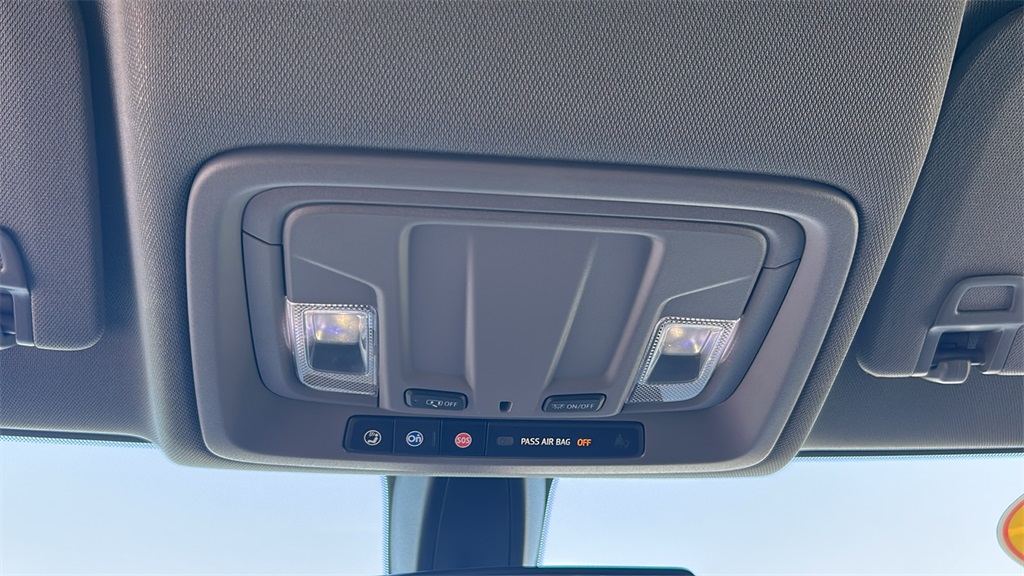 2021 Chevrolet Silverado 1500 Custom photo 38