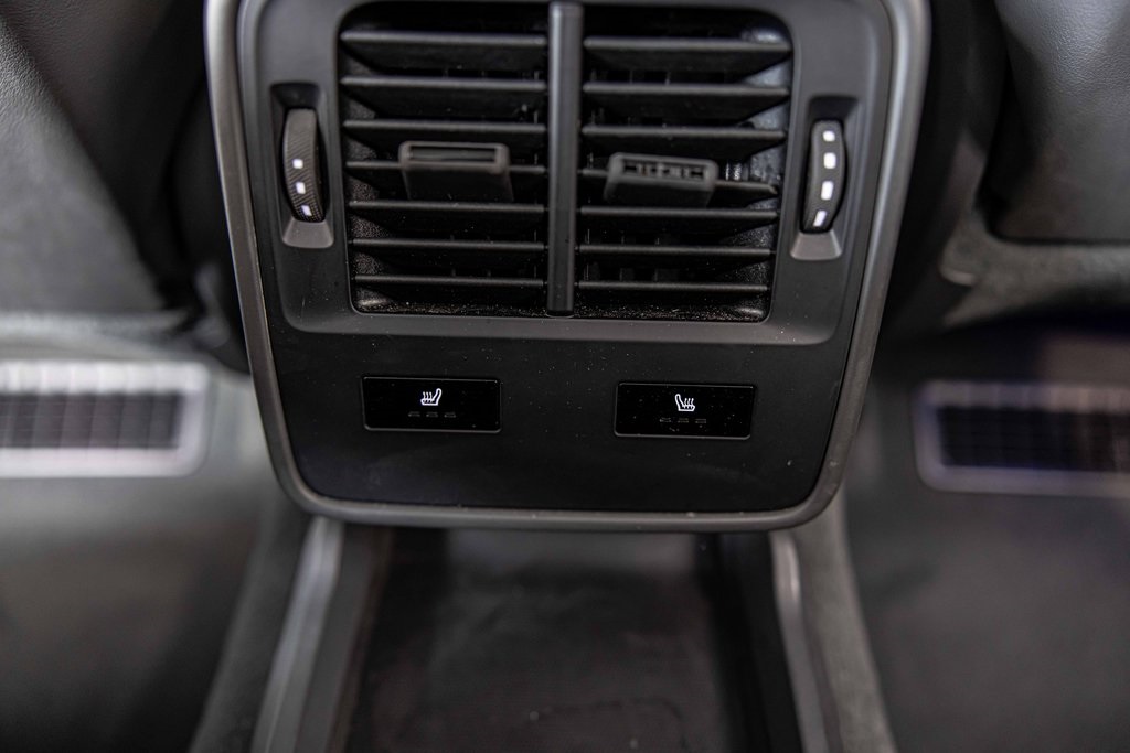 2020 PORSCHE TAYCAN - Image 36