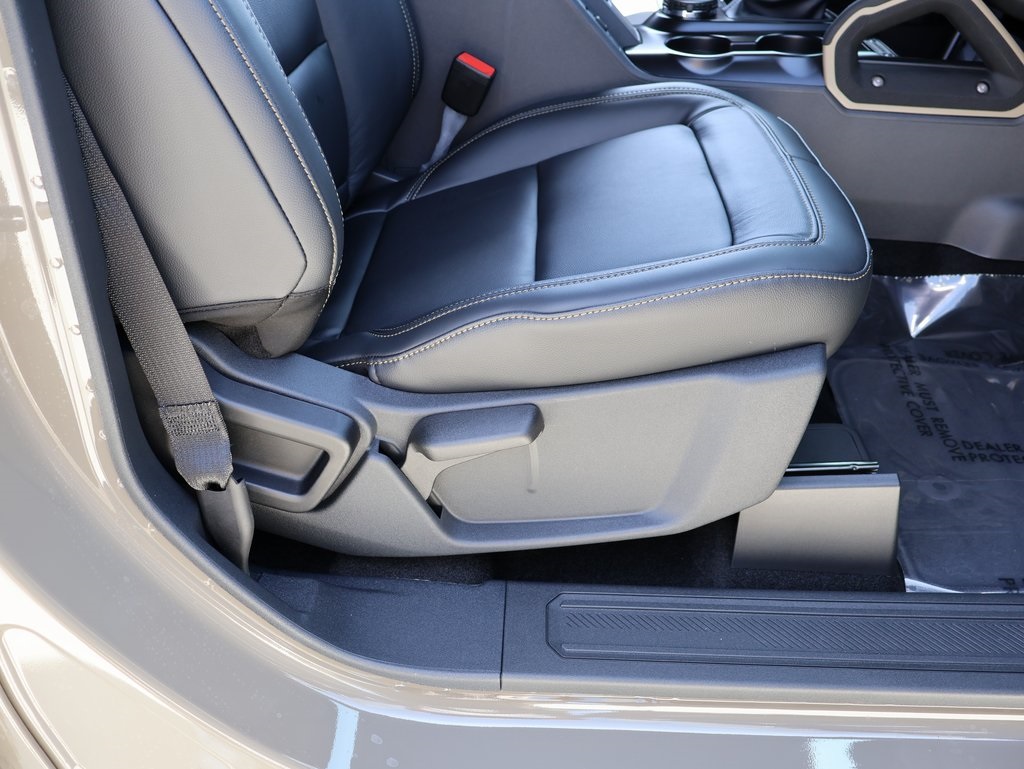 2025 Ford Bronco Badlands photo 9