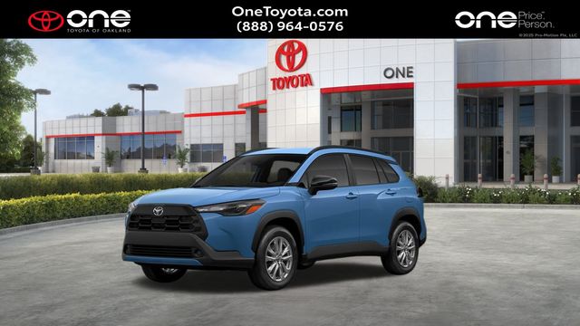 2026 Toyota Corolla Cross LE's photo