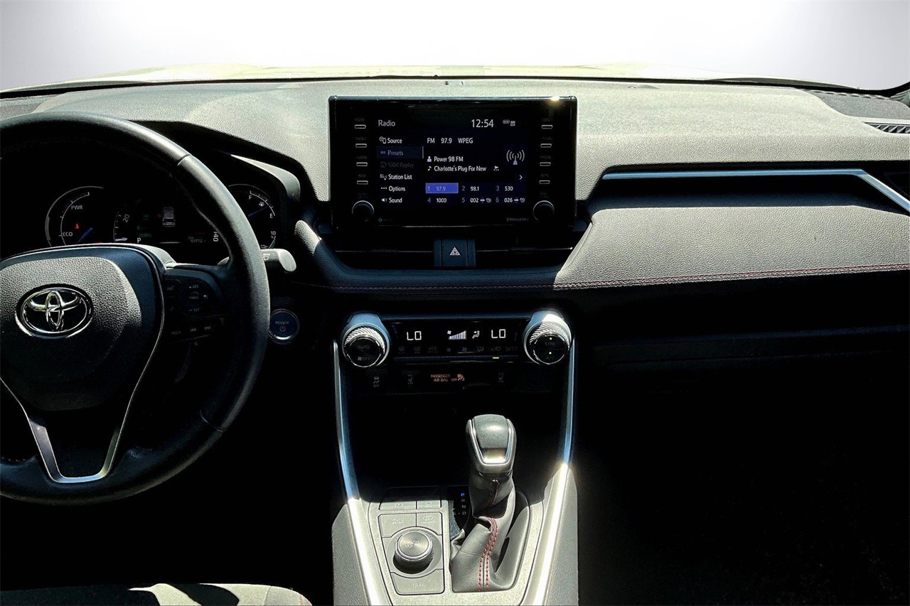 2021 Toyota RAV4 Prime XLE Premium photo 11